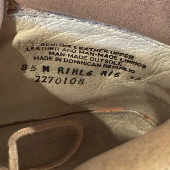 Timberland Light Pink Leather Boots - Picture 6 of 6